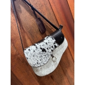 Bolsa Country Feminina Sela Em Couro E Pelo